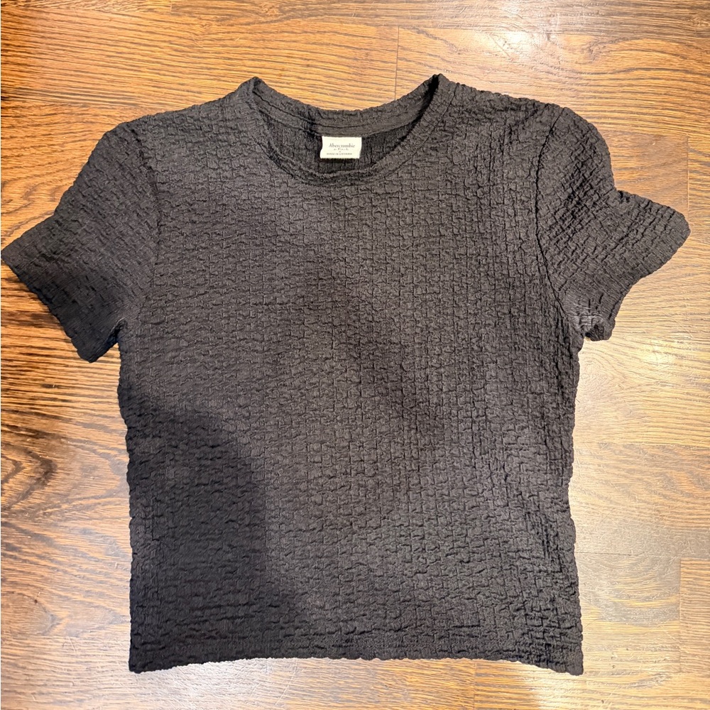 Abercrombie and Fitch Small Textured Black Short Sleeve Top
